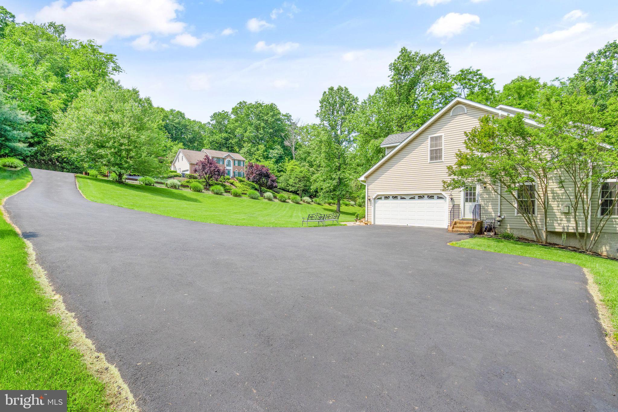 7059 Kelly Road Warrenton, VA 20187 - Photo 6 of 75 Gallery Image 6