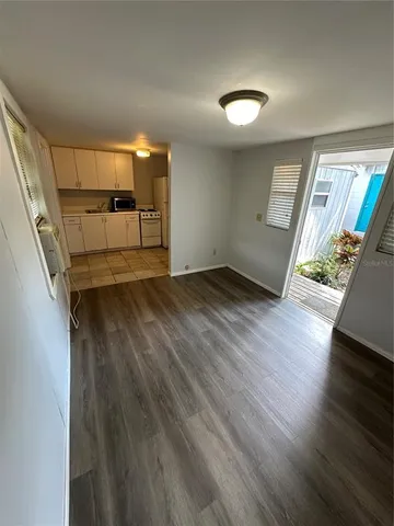 $1,075 | 1233 Virginia Drive, Orlando, FL 32803