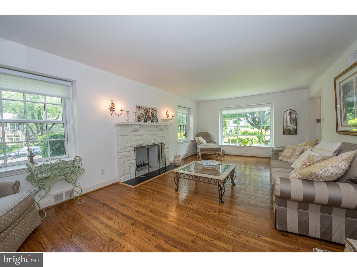 1301 Knox Road Wynnewood, PA 19096 - Photo 3 of 24 Living Room