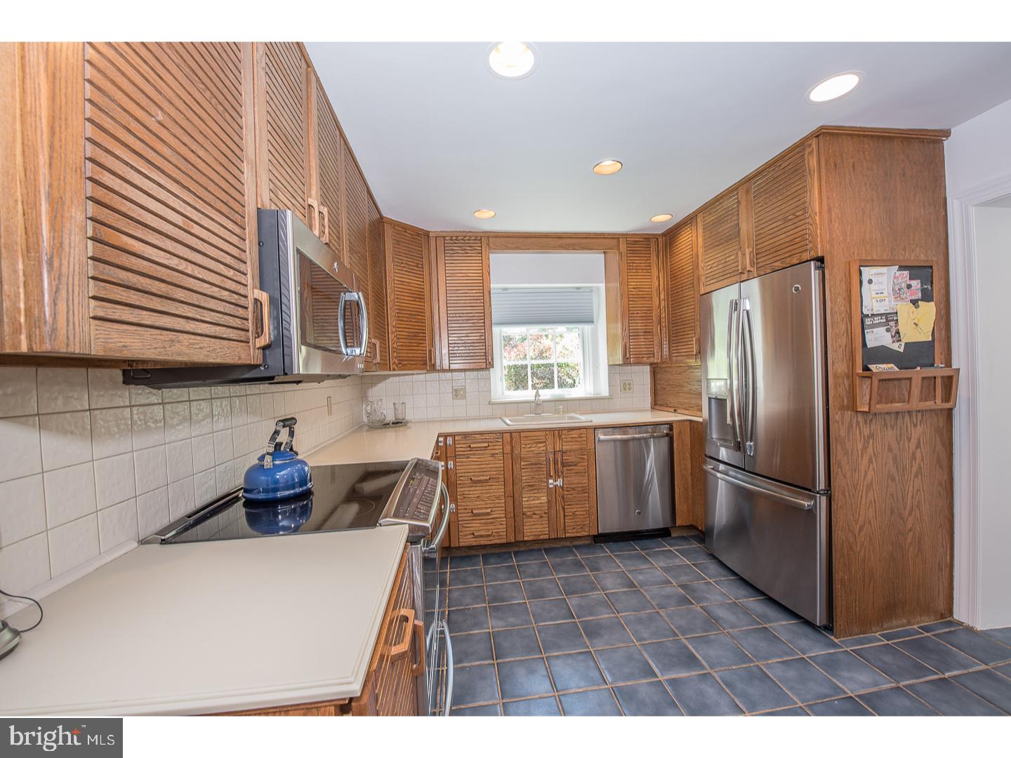 1301 Knox Road Wynnewood, PA 19096 - Photo 6 of 24 Gallery Image 6