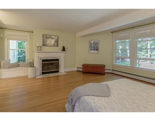 34 Seaward Road Wellesley, MA 02481 - Photo 12 of 18