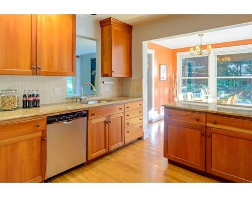 34 Seaward Road Wellesley, MA 02481 - Photo 8 of 18