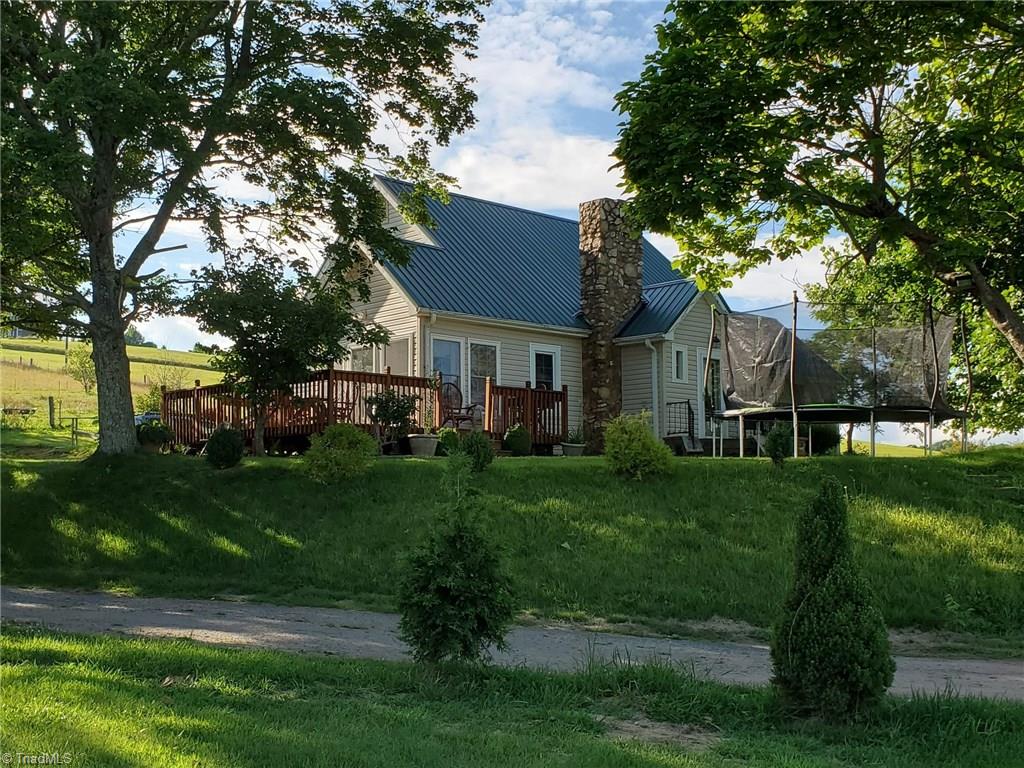 5893 Fox Ridge Road Ennice, NC 28623 - Photo 9 of 23