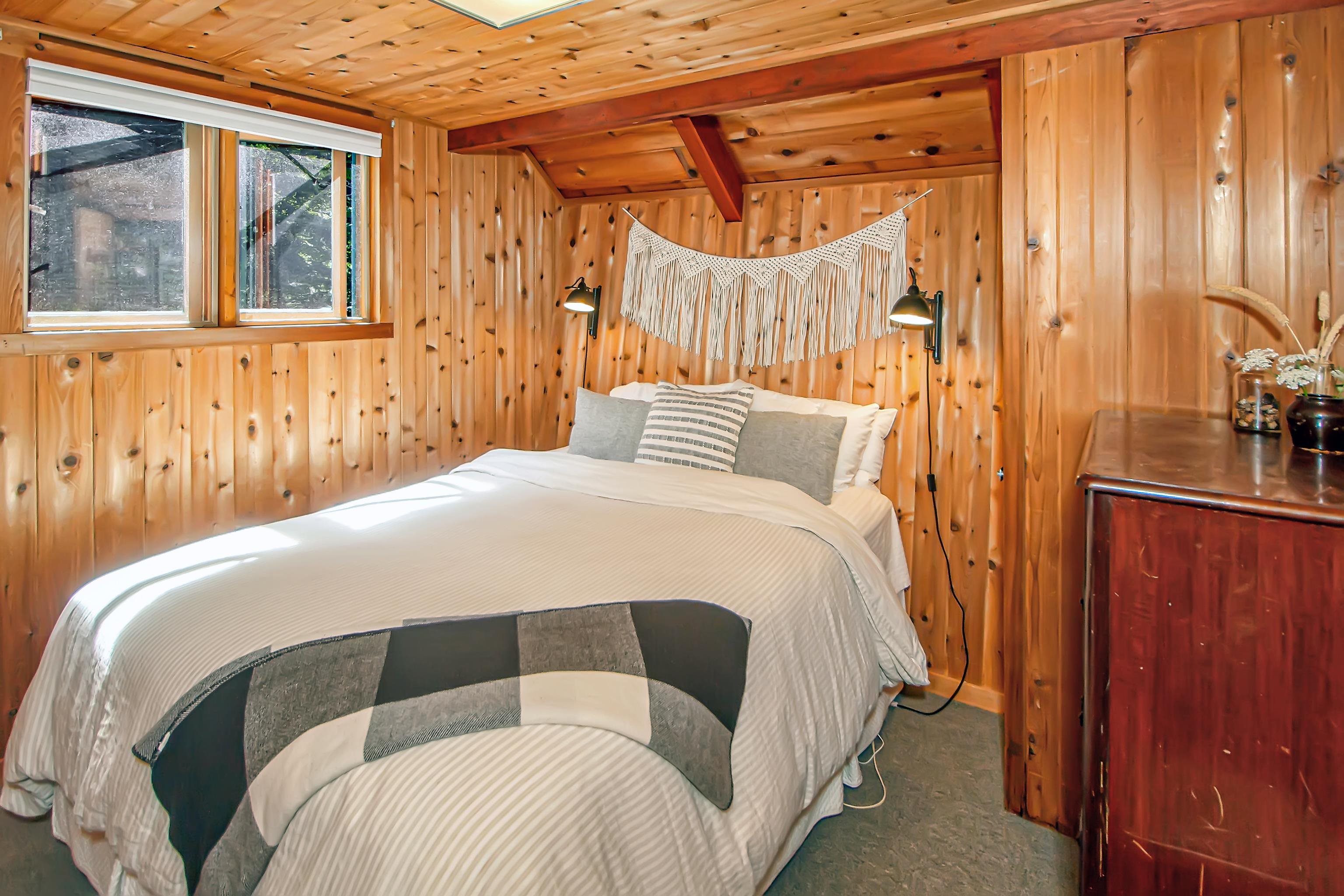 32 Ives Road Wilmington, VT 05363 - Photo 6 of 24 Gallery Image 6