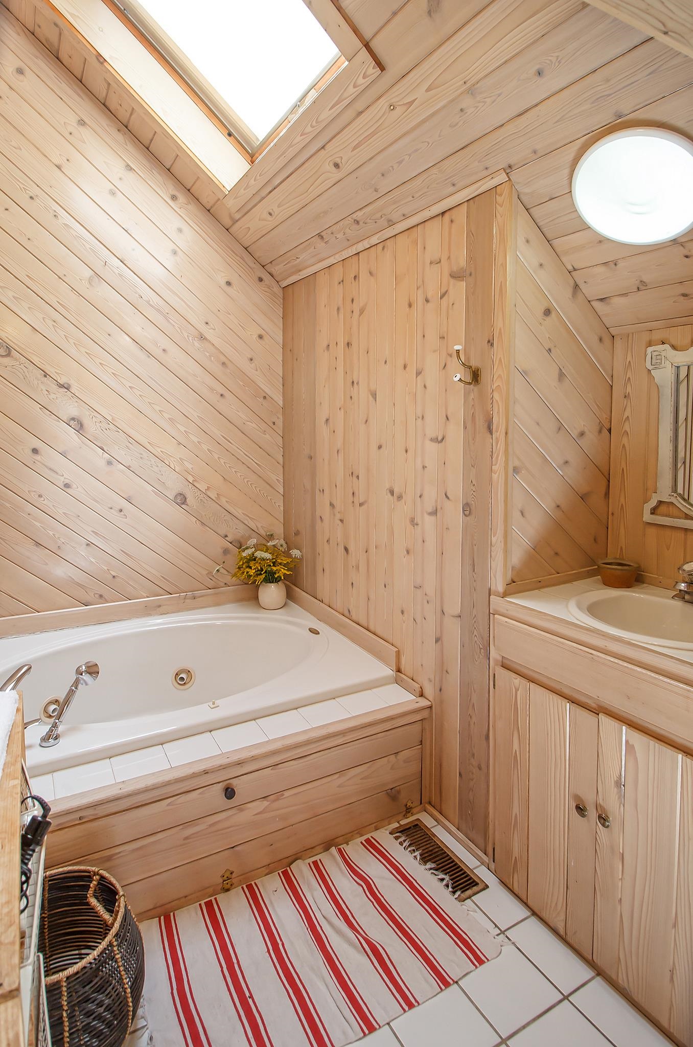 32 Ives Road Wilmington, VT 05363 - Photo 7 of 24 Gallery Image 7