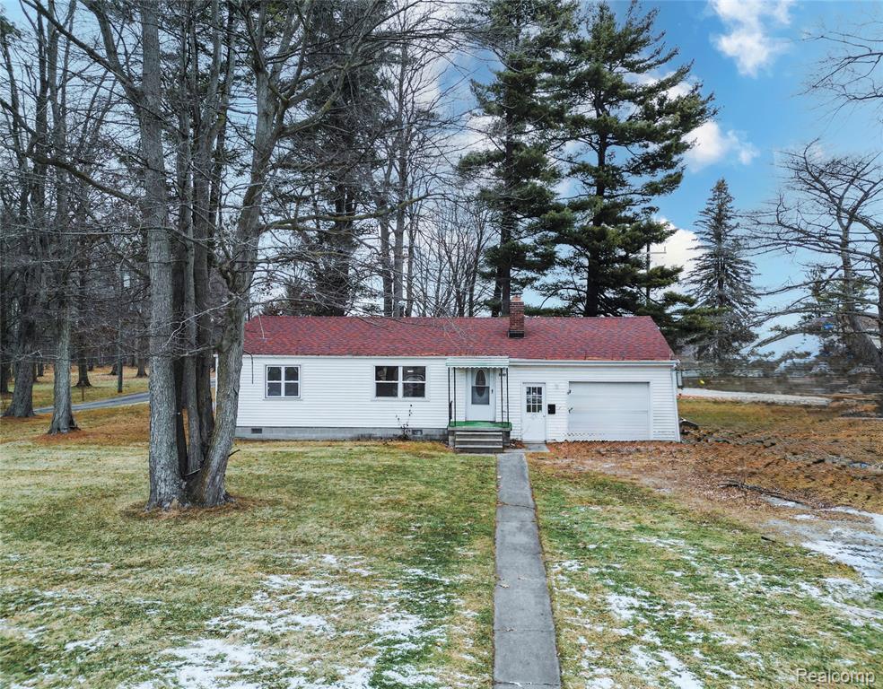 5602 Lapeer Road Smiths Creek, MI 48074 - Photo 1 of 4