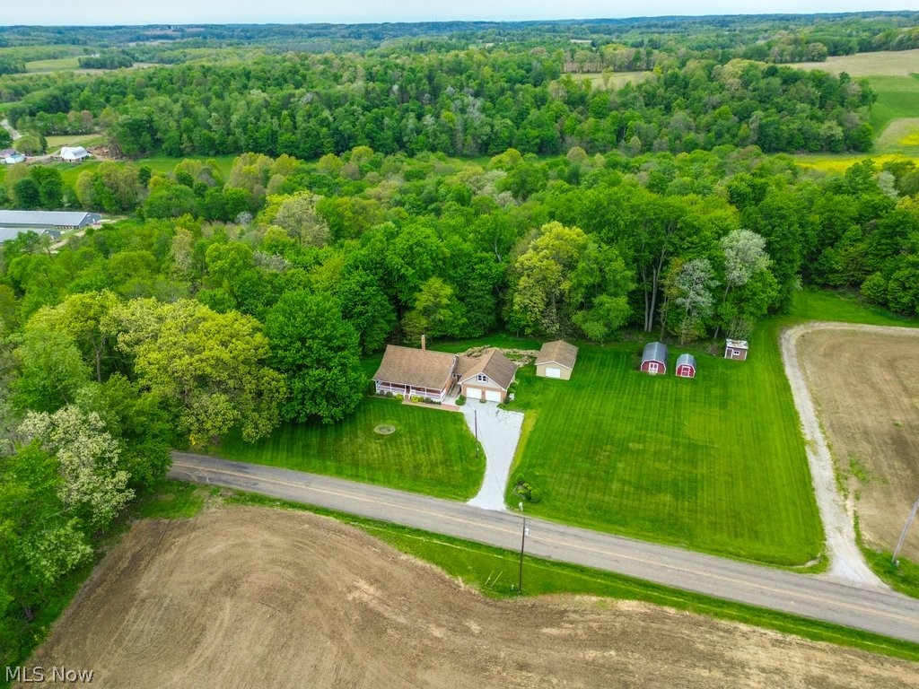 2267 Bellflower Road East Rochester, OH 44625 - Photo 45 of 48