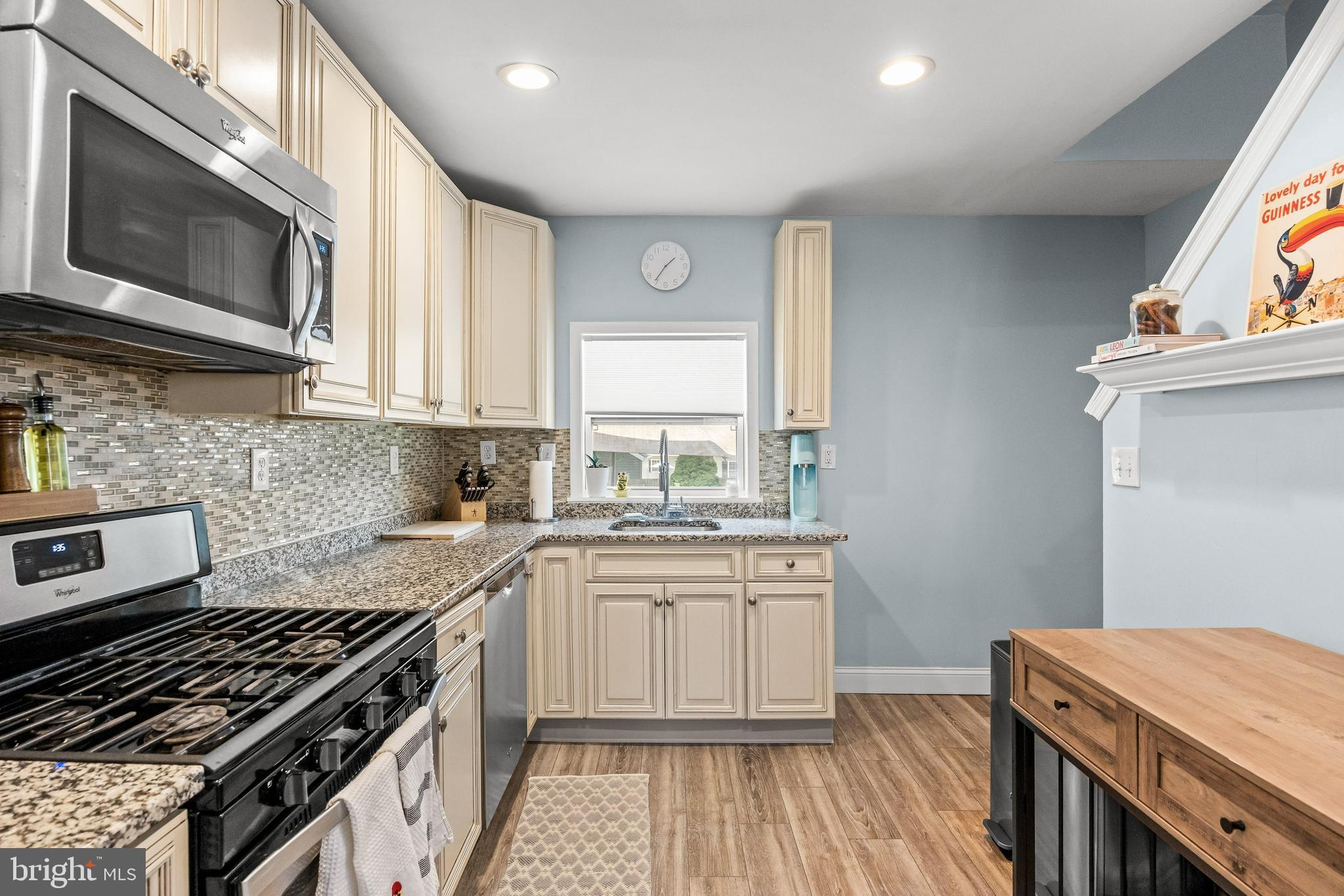 214 Madison Road Willow Grove, PA 19090 - Photo 12 of 41 Gallery Image 12