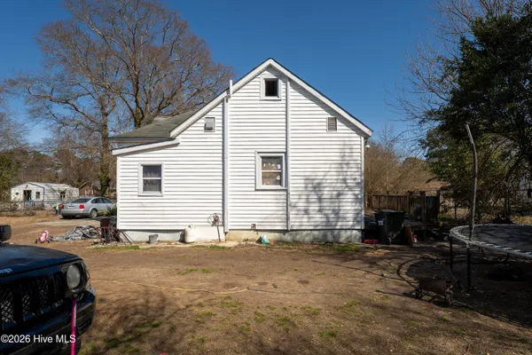 $159,900 | 206 Pine Crest Drive, Warsaw, NC 28398