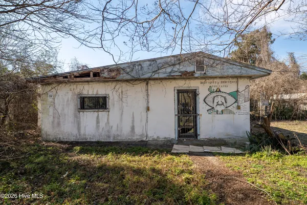 $159,900 | 206 Pine Crest Drive, Warsaw, NC 28398