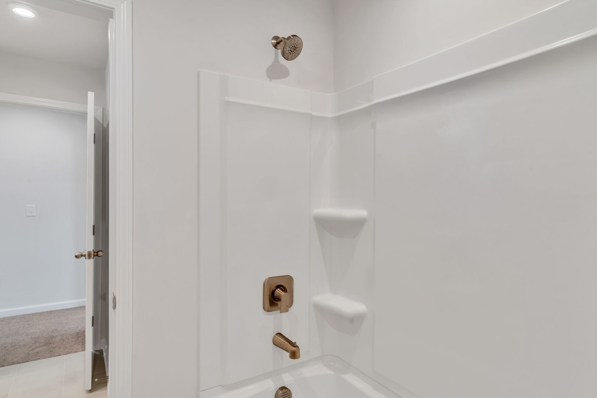 621 Club View Way Mount Juliet, TN 37122 - Photo 23 of 36 a bathroom with a shower