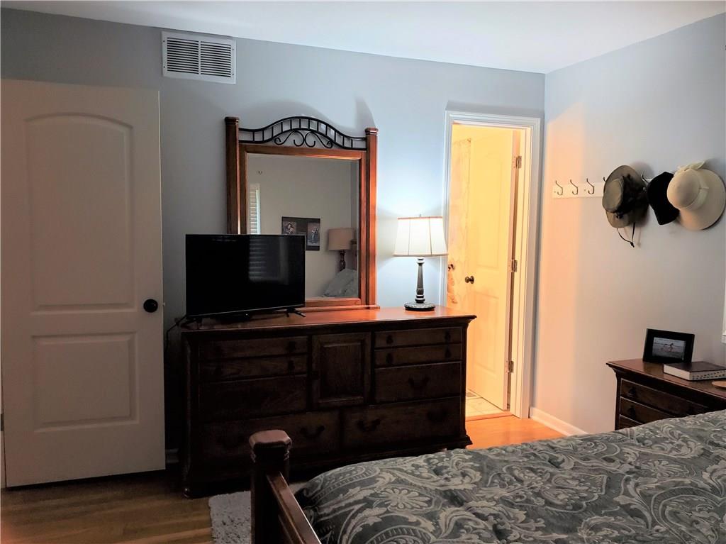 256 West Thompson Road Indianapolis, IN 46217 - Photo 13 of 34 Gallery Image 13