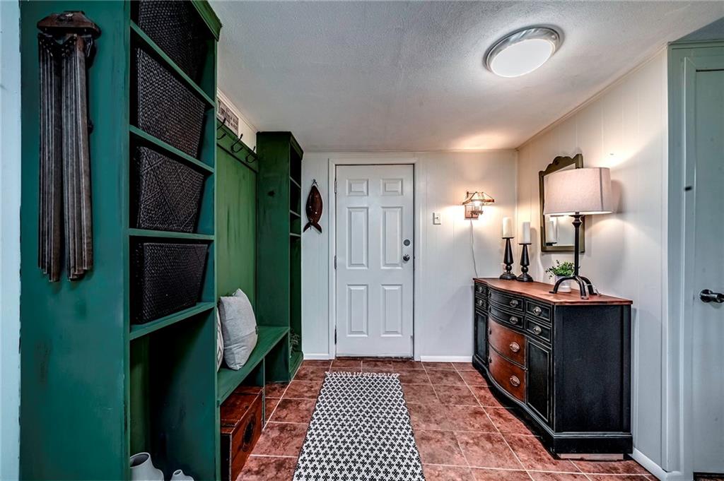 425 Sharon Road Coraopolis, PA 15108 - Photo 22 of 45 Gallery Image 22