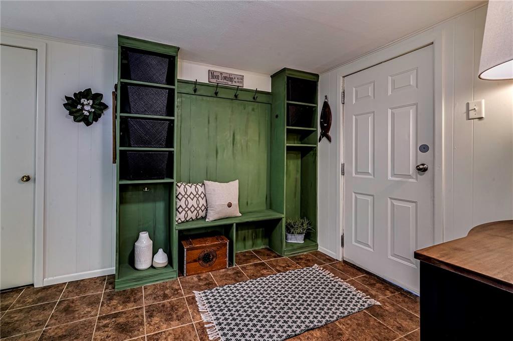 425 Sharon Road Coraopolis, PA 15108 - Photo 23 of 45 Gallery Image 23