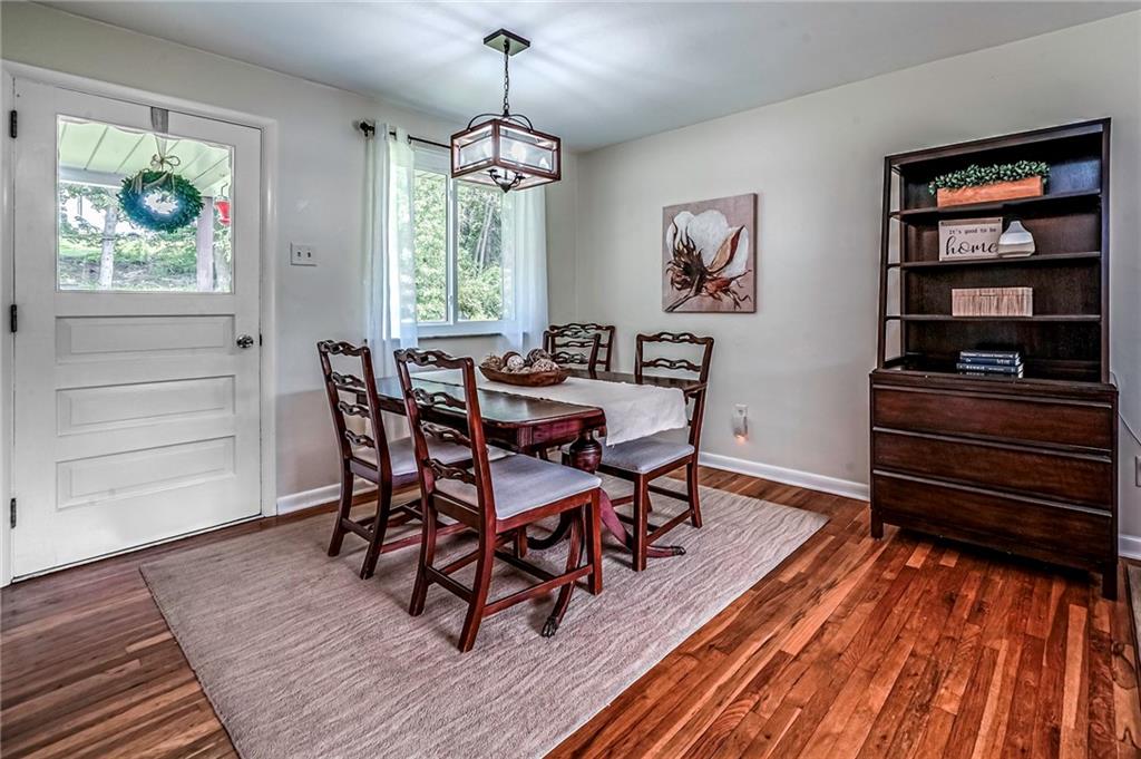 425 Sharon Road Coraopolis, PA 15108 - Photo 8 of 45 Gallery Image 8