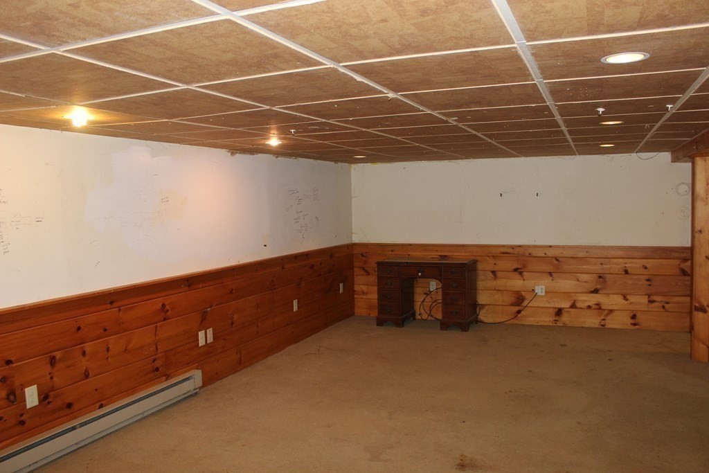 9 Woodside Road Hamilton, MA 01982 - Photo 8 of 17 Gallery Image 8
