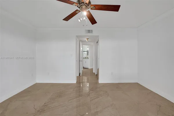 $3,000 | 21300 San Simeon Way, Unit P6, Miami, FL 33179