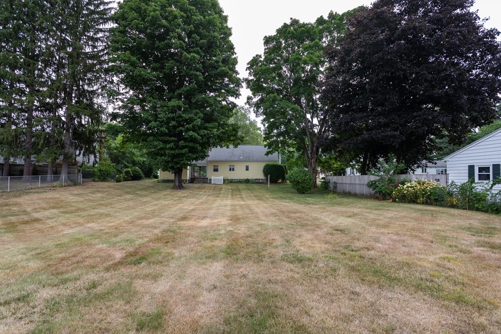 1557 Providence Road Northbridge, MA 01588 - Photo 7 of 31 Gallery Image 7