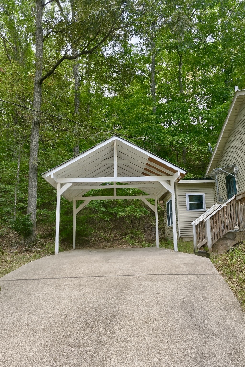 604 Beasley Hollow Road Linden, TN 37096 - Photo 7 of 26 Gallery Image 7