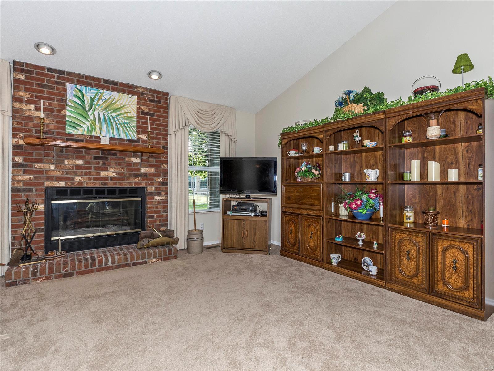 2513 Hunters Ridge Edwardsville, IL 62025 - Photo 5 of 32 Gallery Image 5