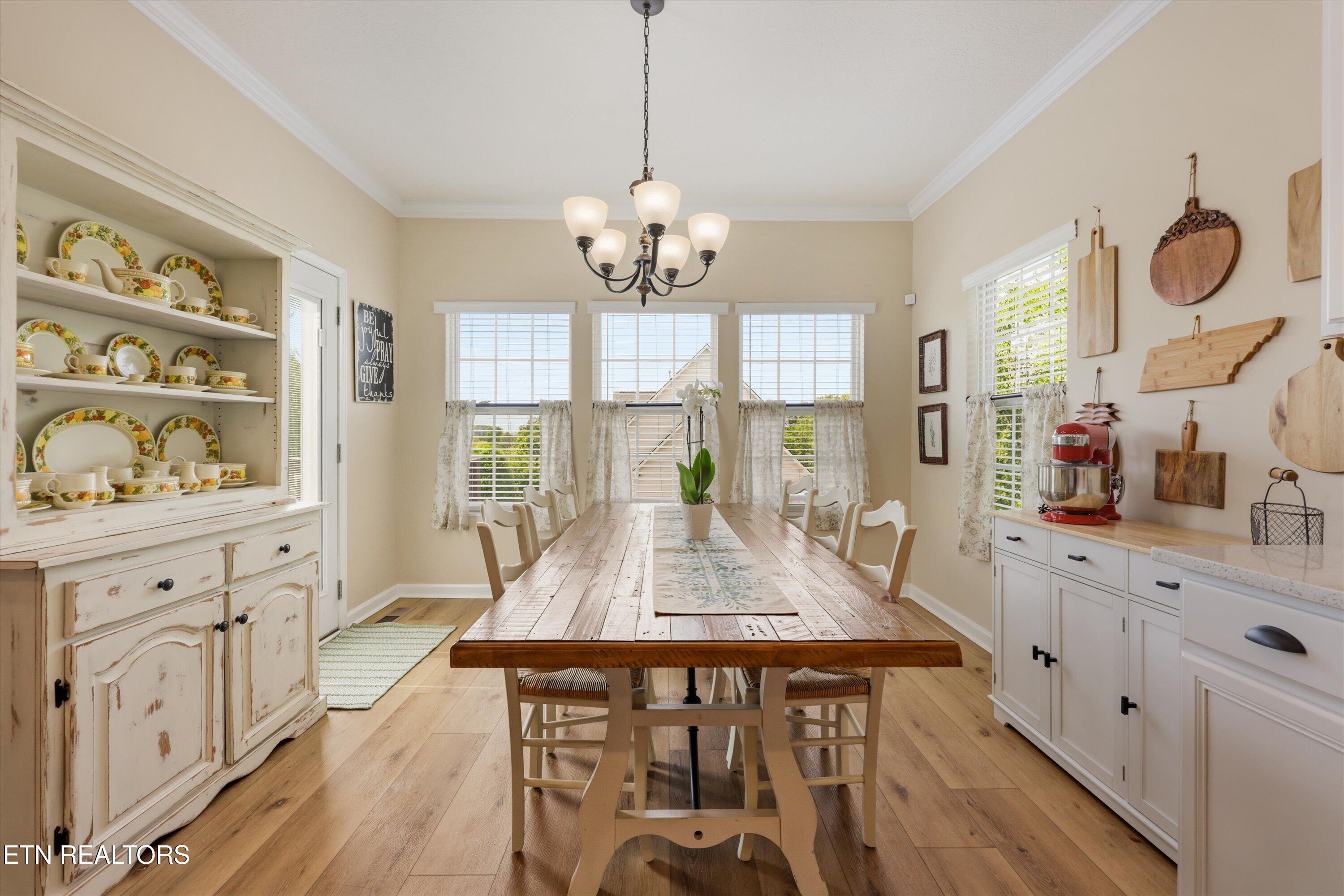 9229 Ridges Meadow Lane Knoxville, TN 37931 - Photo 17 of 53 Perfect spot for a casual meal