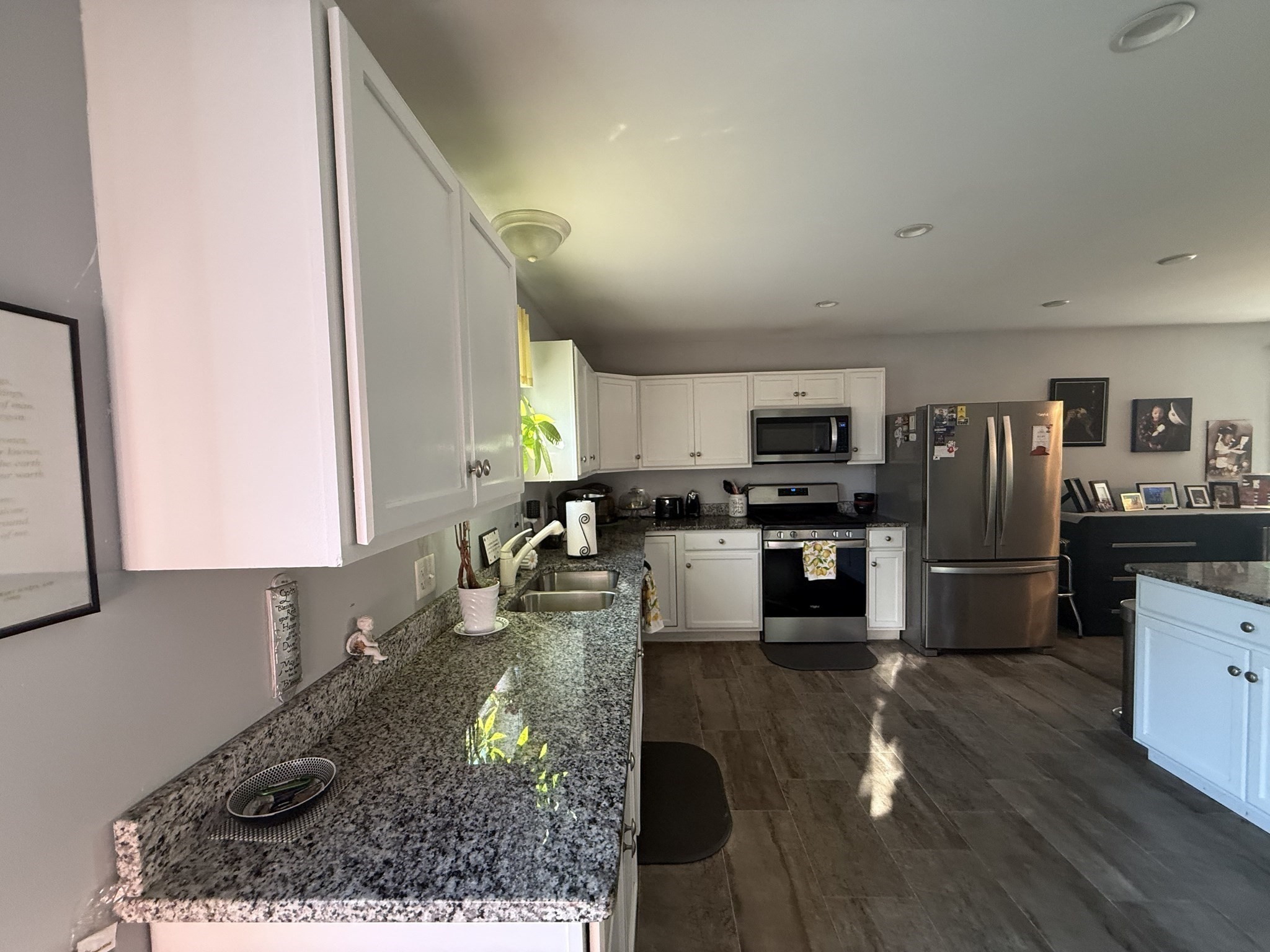 342 Onset Avenue Wareham, MA 02558 - Photo 4 of 22 Gallery Image 4