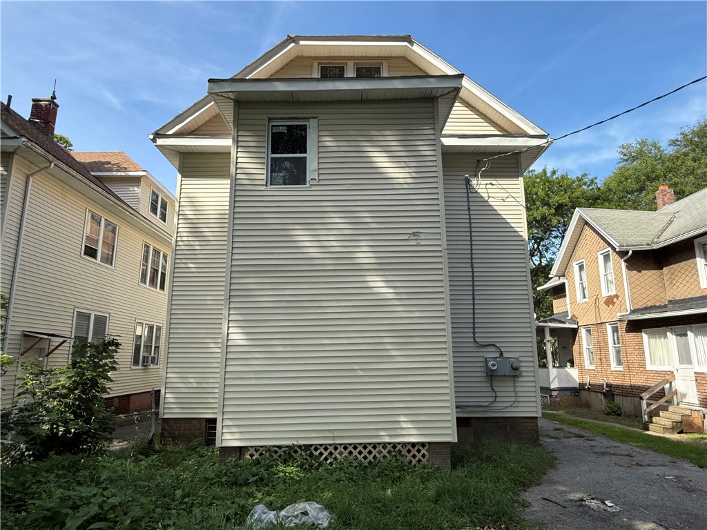 119-121 Ave B Rochester, NY 14621 - Photo 4 of 22 Gallery Image 4