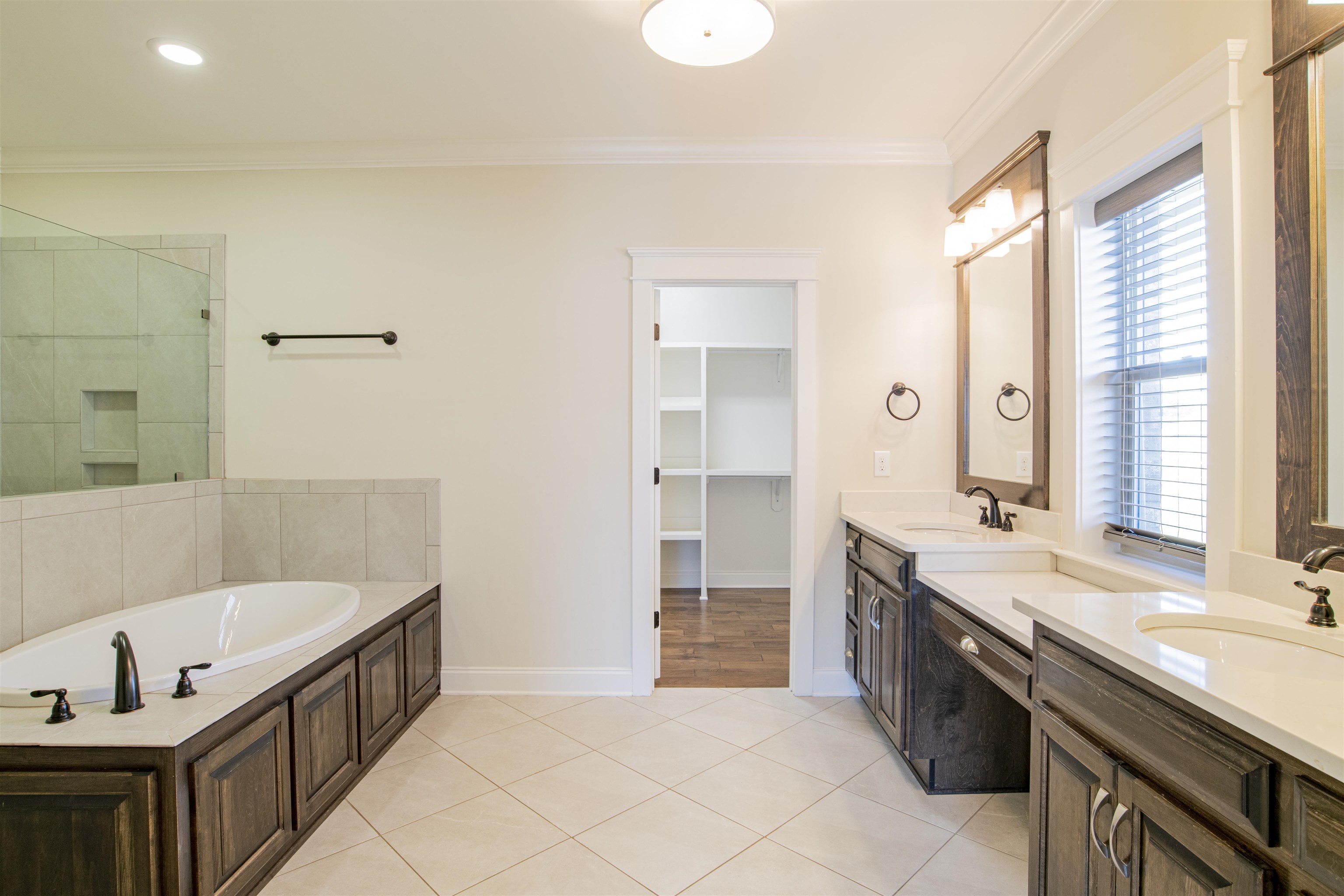 8624 Danube Court Daphne, AL 36526 - Photo 22 of 46 Master Bath