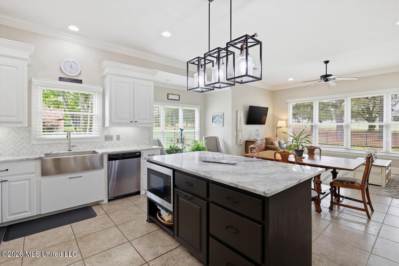 283 Caroline Boulevard Madison, MS 39110 - Photo 11 of 34 12-283 Caroline Blvd _ Home Tours MS