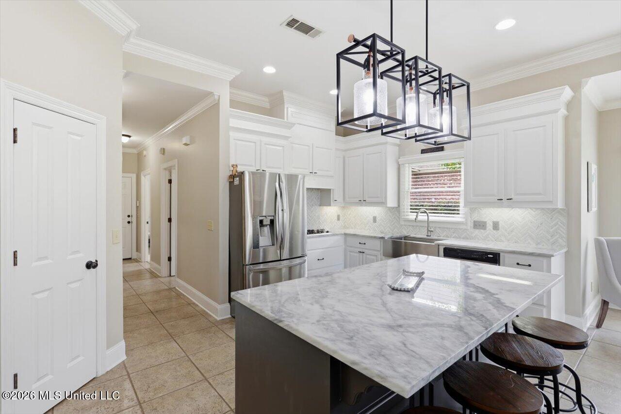 283 Caroline Boulevard Madison, MS 39110 - Photo 9 of 34 10-283 Caroline Blvd _ Home Tours MS