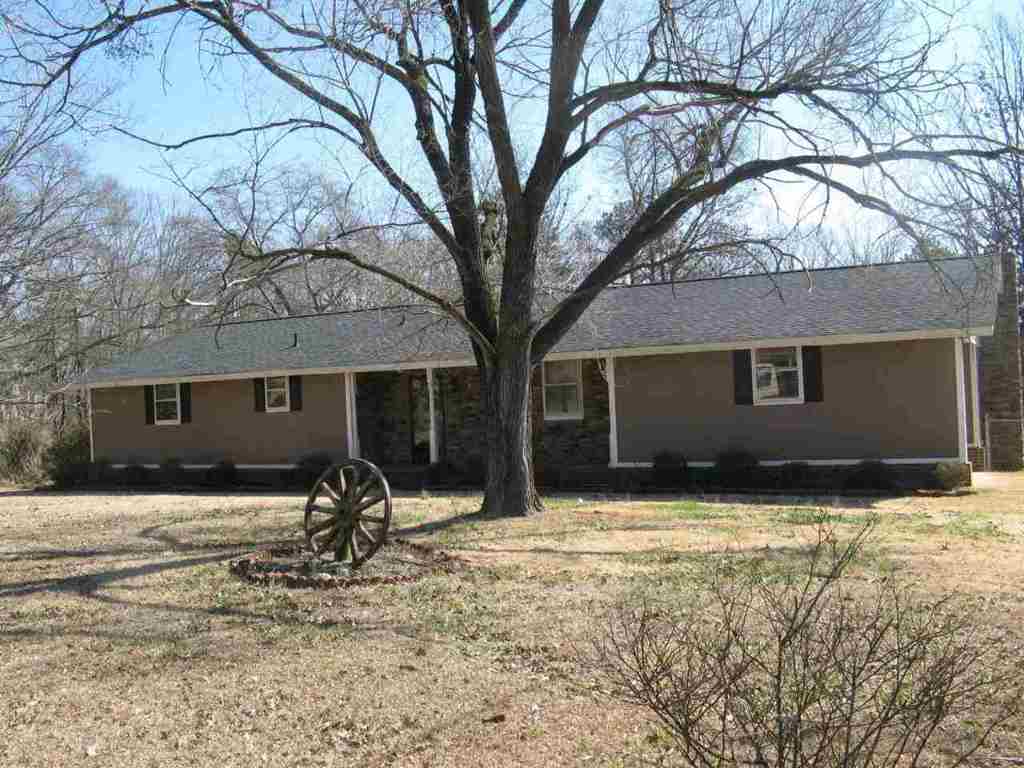 1213 Arnold Road, Unit 100 MIDWOOD DRIVE Anderson, SC 29625 - Photo 1 of 18