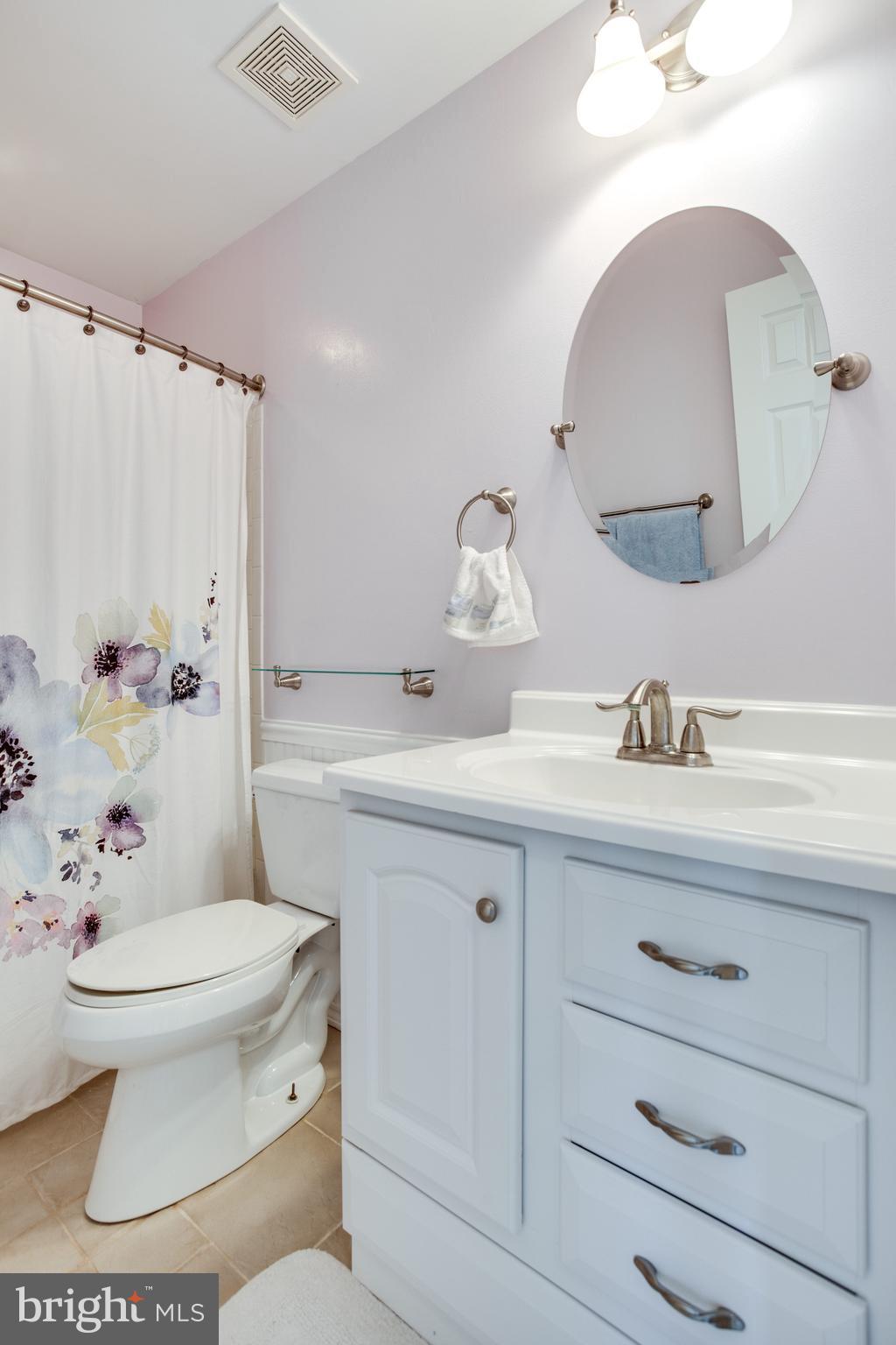 5599 Rivendell Place Frederick, MD 21703 - Photo 24 of 28 Bath (Master)