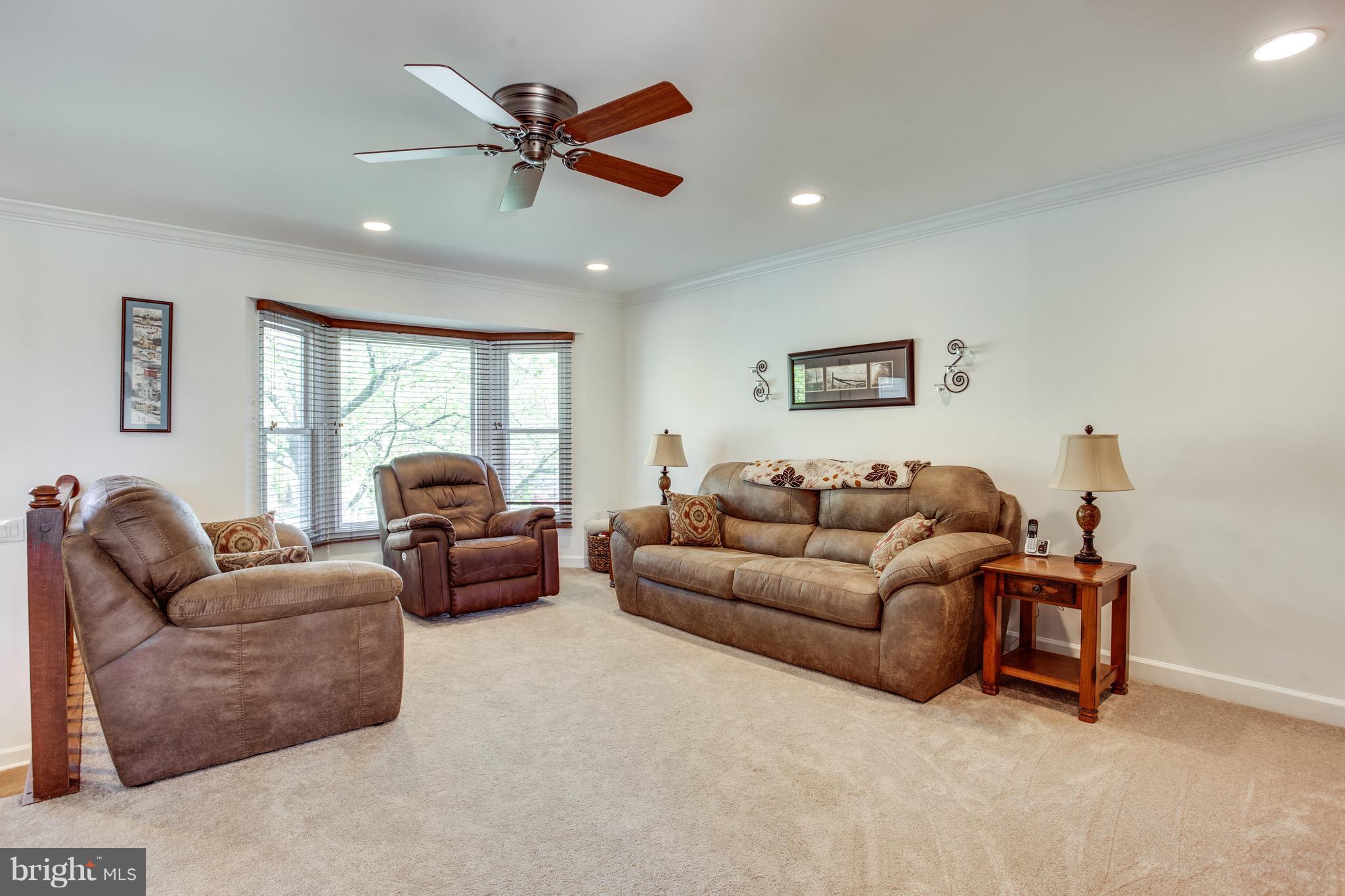 5599 Rivendell Place Frederick, MD 21703 - Photo 10 of 28 Living Room