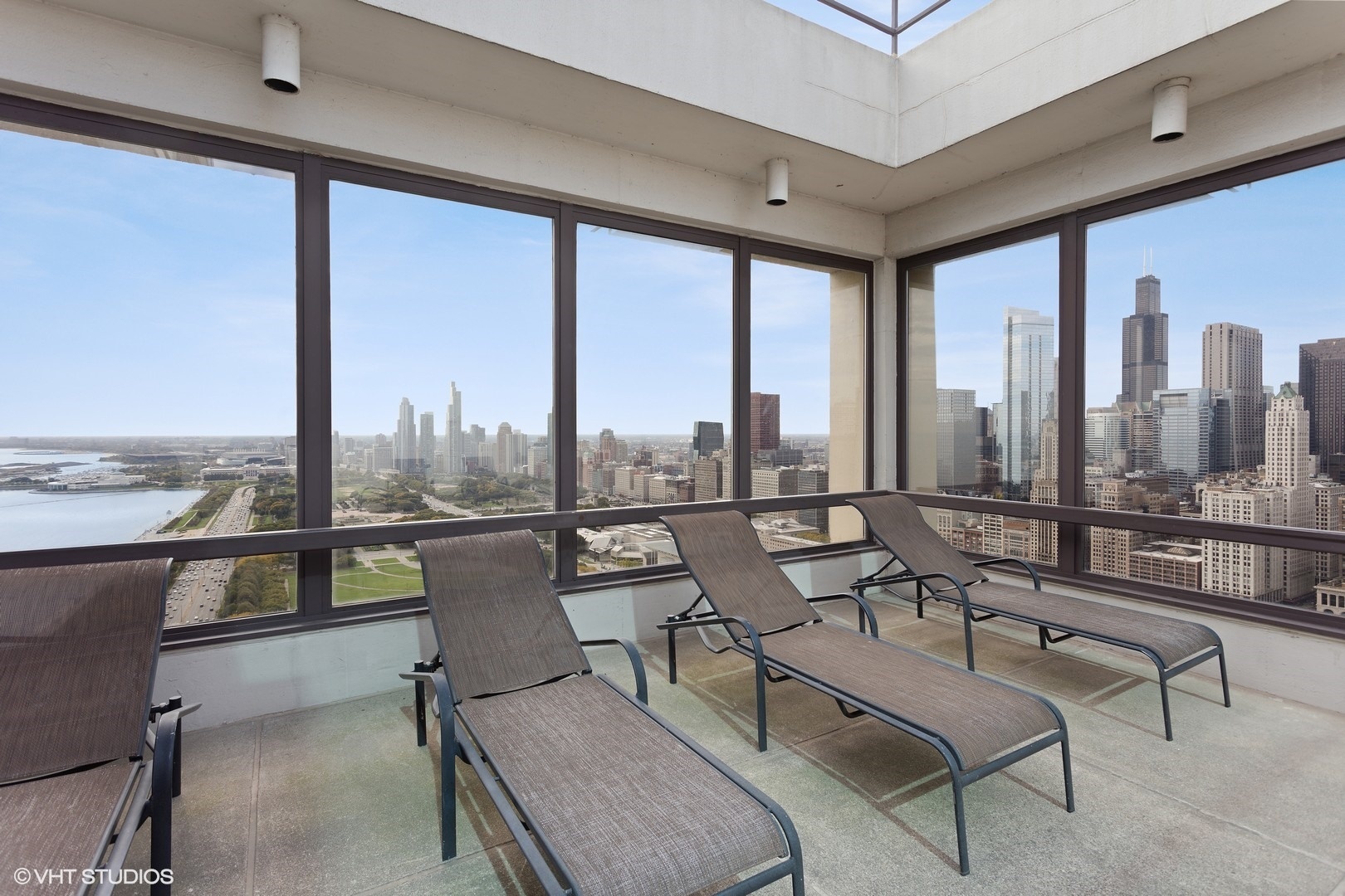 360 East Randolph Street, Unit 3507 Chicago, IL 60601 - Photo 19 of 21