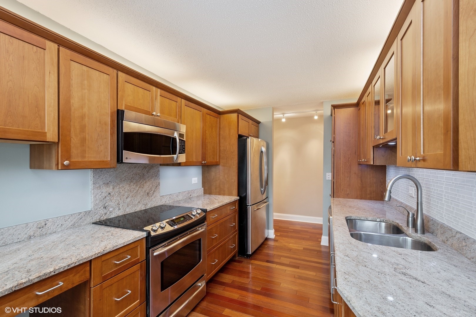 360 East Randolph Street, Unit 3507 Chicago, IL 60601 - Photo 4 of 21