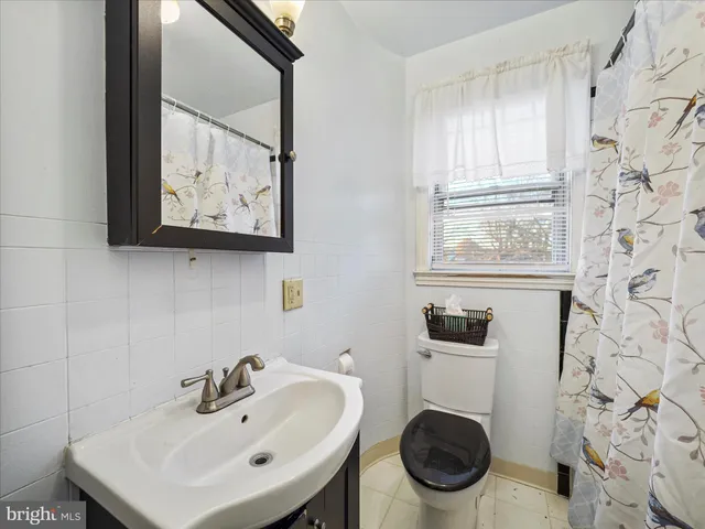 $220,000 | 467 Heintzelman Avenue, Chambersburg, PA 17201