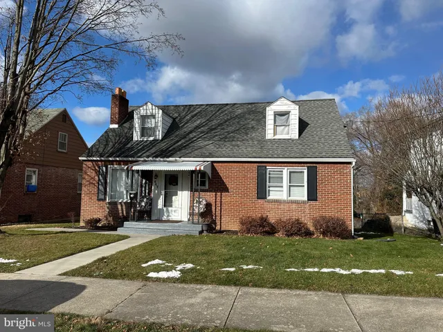 $220,000 | 467 Heintzelman Avenue, Chambersburg, PA 17201