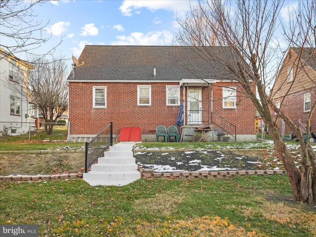 $220,000 | 467 Heintzelman Avenue, Chambersburg, PA 17201
