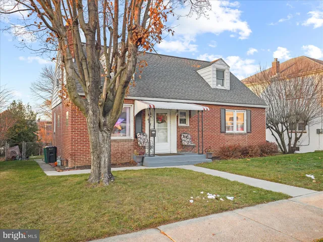 $220,000 | 467 Heintzelman Avenue, Chambersburg, PA 17201