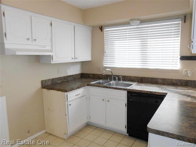 1722 Walnut Ridge Circle Canton, MI 48187 - Photo 21 of 23 Marketing (21).JPG