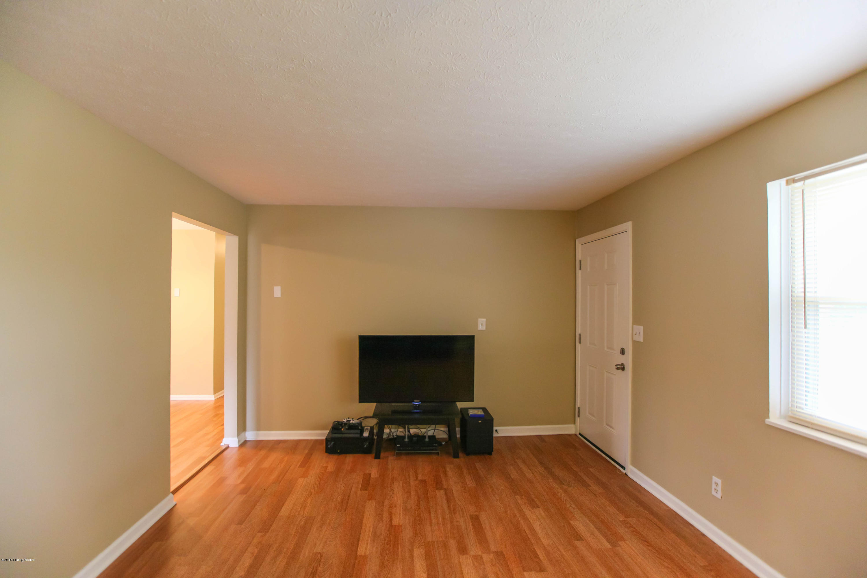1227 Wales Run Road Mount Washington, KY 40047 - Photo 6 of 31 WalesRun-006