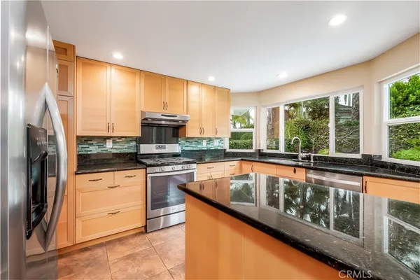 $5,800 | 25512 Alisal Avenue, Laguna Hills, CA 92653