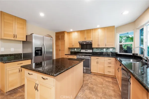 $5,800 | 25512 Alisal Avenue, Laguna Hills, CA 92653