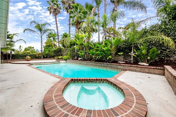 $5,800 | 25512 Alisal Avenue, Laguna Hills, CA 92653