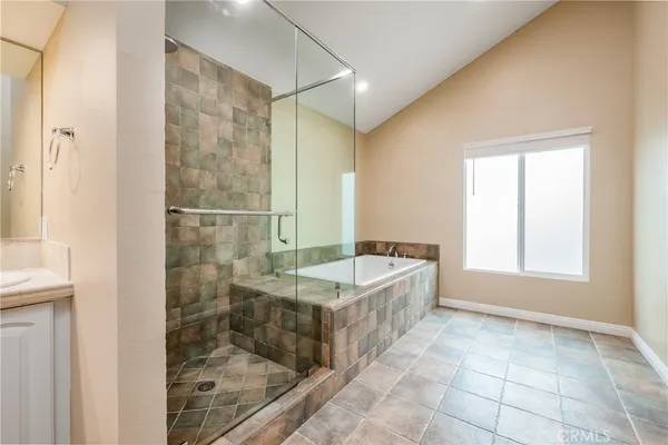 $5,800 | 25512 Alisal Avenue, Laguna Hills, CA 92653