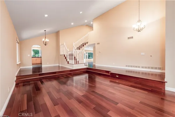 $5,800 | 25512 Alisal Avenue, Laguna Hills, CA 92653