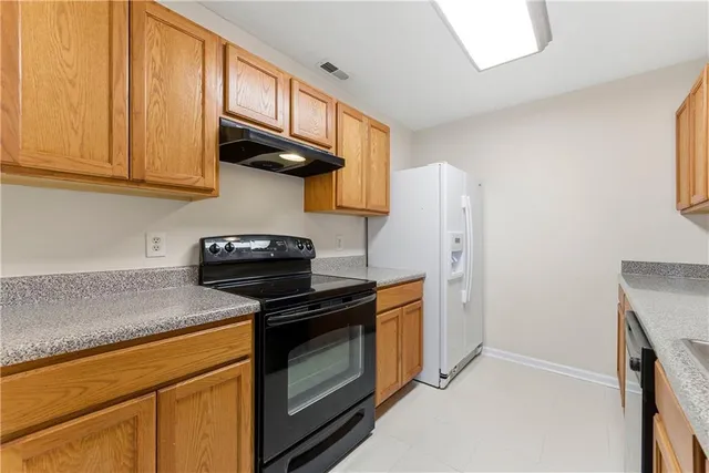 $1,600 | 2835 Norfair Loop, Stonecrest, GA 30038