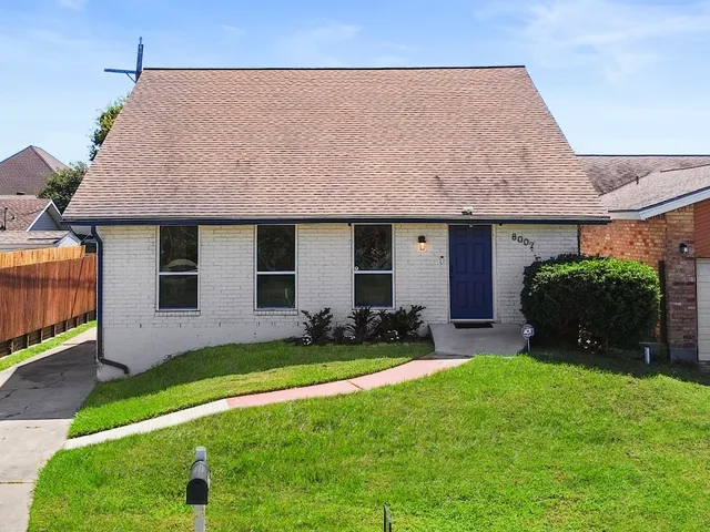 $4,000 | 8007 Beluche Drive, Galveston, TX 77551