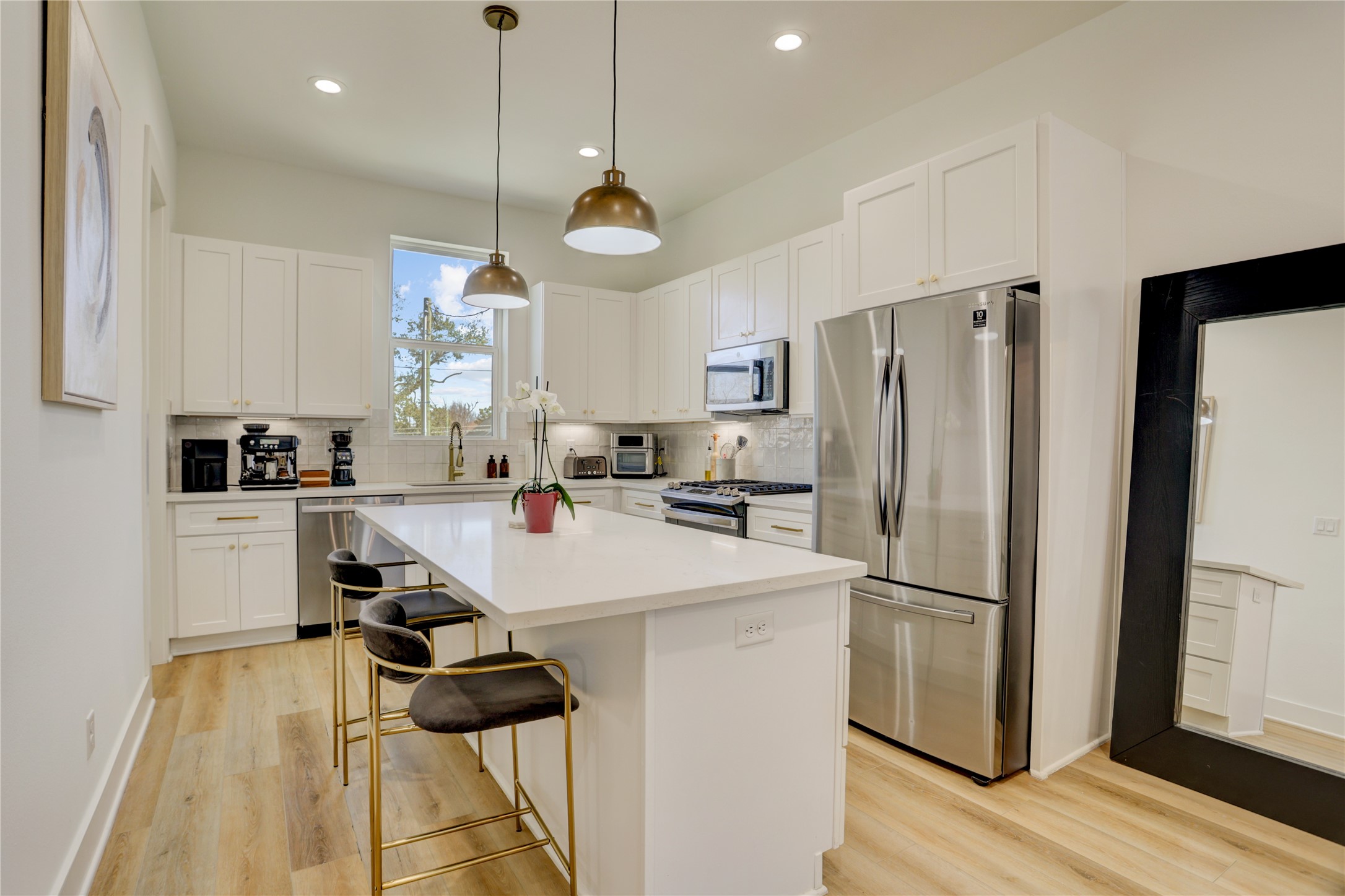 2013 Cochran Street Houston, TX 77009 - Photo 11 of 33