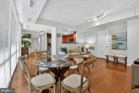 $485,000 | 930 Wayne Avenue, Unit 405, Silver Spring, MD 20910